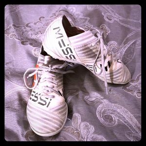 Nemeziz Messi Tango Turf Shoe ⚽️